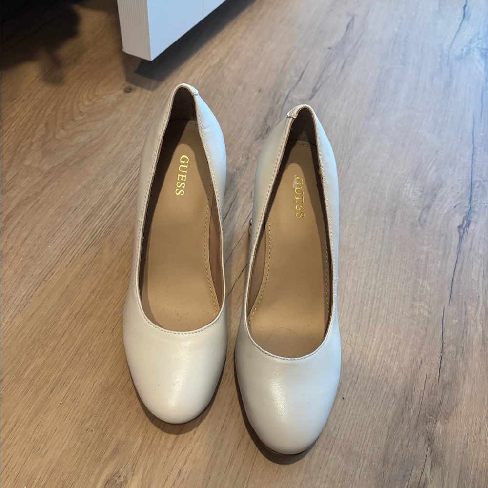 Guess heels
